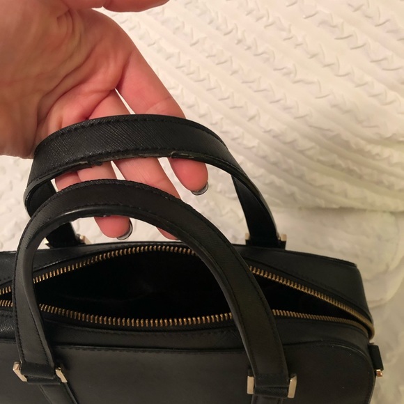 Beautiful Kate Spade handbag. EUC - Picture 5 of 7